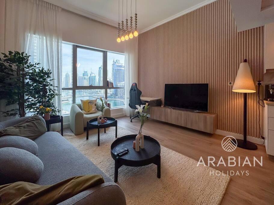 Appartamento Exclusive Newly Renovated 1br Full Marina Views Dubai
